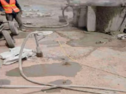 东光水泥混凝土路面板底注浆技术 路面脱空注浆整治方案